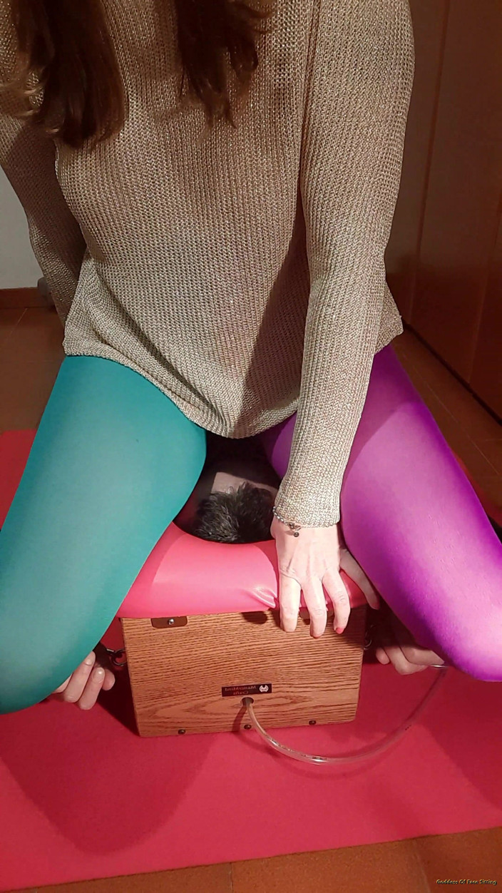 goddess82: C’est le seul masque que tout le monde doit porter !