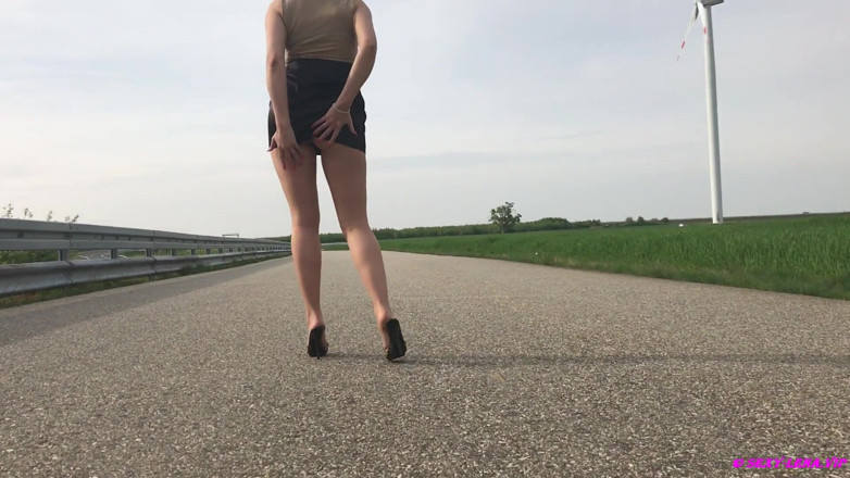 Goddess Lena: Мули і колготки ходять