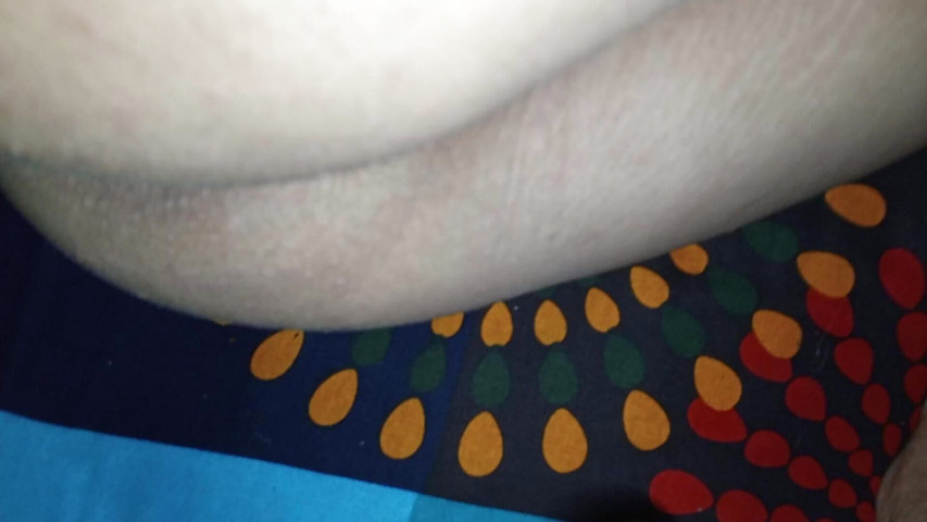Desi wife homemade sex (Dhaka studio)