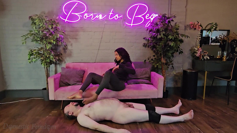 Domestic femdom: My Feet Are Sweaty After a Hard Work Out