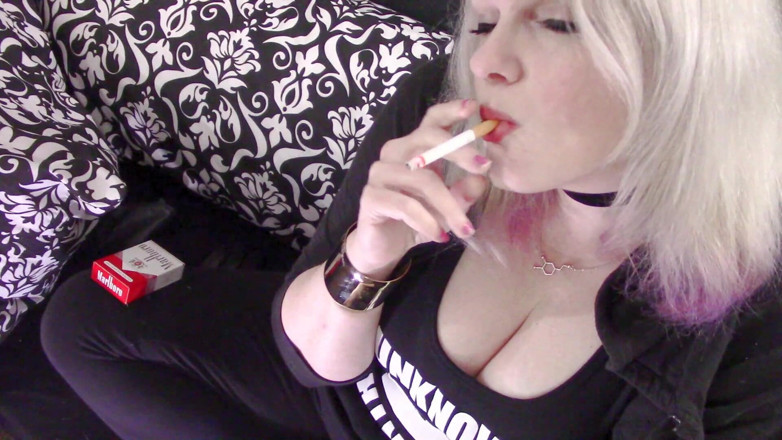 Smoke Temptress Annie Vox - Smoking Fetish: Marlboro red in tank and hoodie