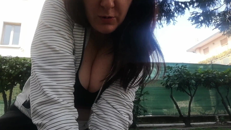 Nicoletta Embassi: Sexy smoking a garden