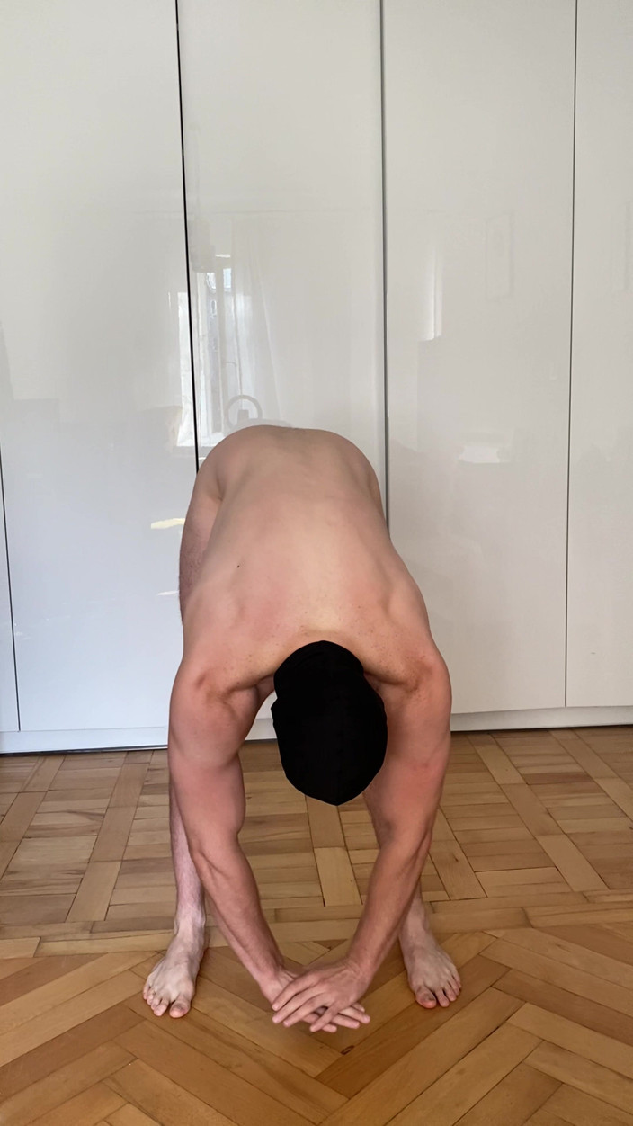 1TeddyBear1: Entraînement du matin sans vêtements pour l’énergie et un peu...