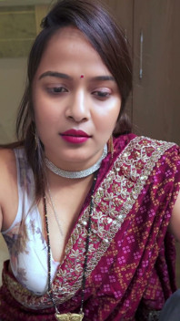 Karwachauth Sex with Hotel Boy- Desi Wife Cheated on Her Husband, She Fucked Hard After Seduced.