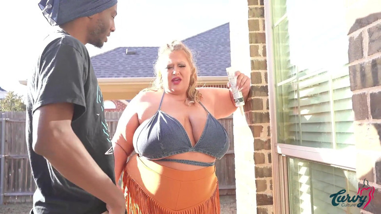 CurvyCulturexxx: Veronica Jasmine își face treaba cu Mrblvckrose