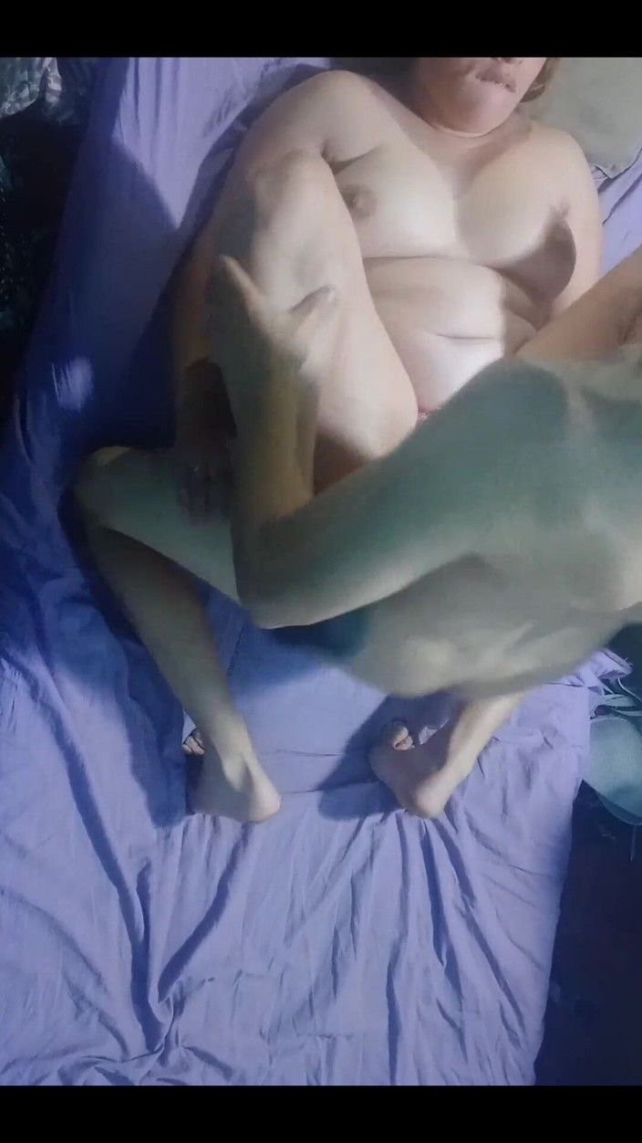 Fitcure1: Yatakta göğüsler teşhir ve misyoner