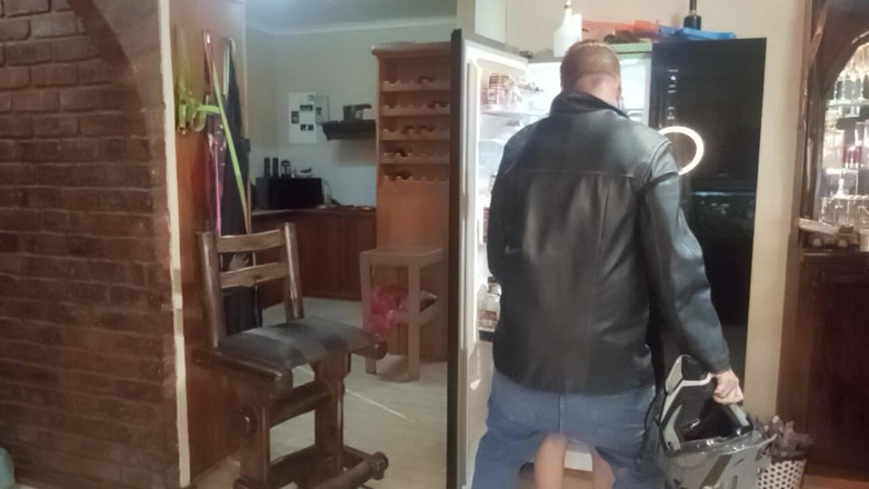 Bigjoefuckalott: Frigorifero anale scopa la ex ragazza troia