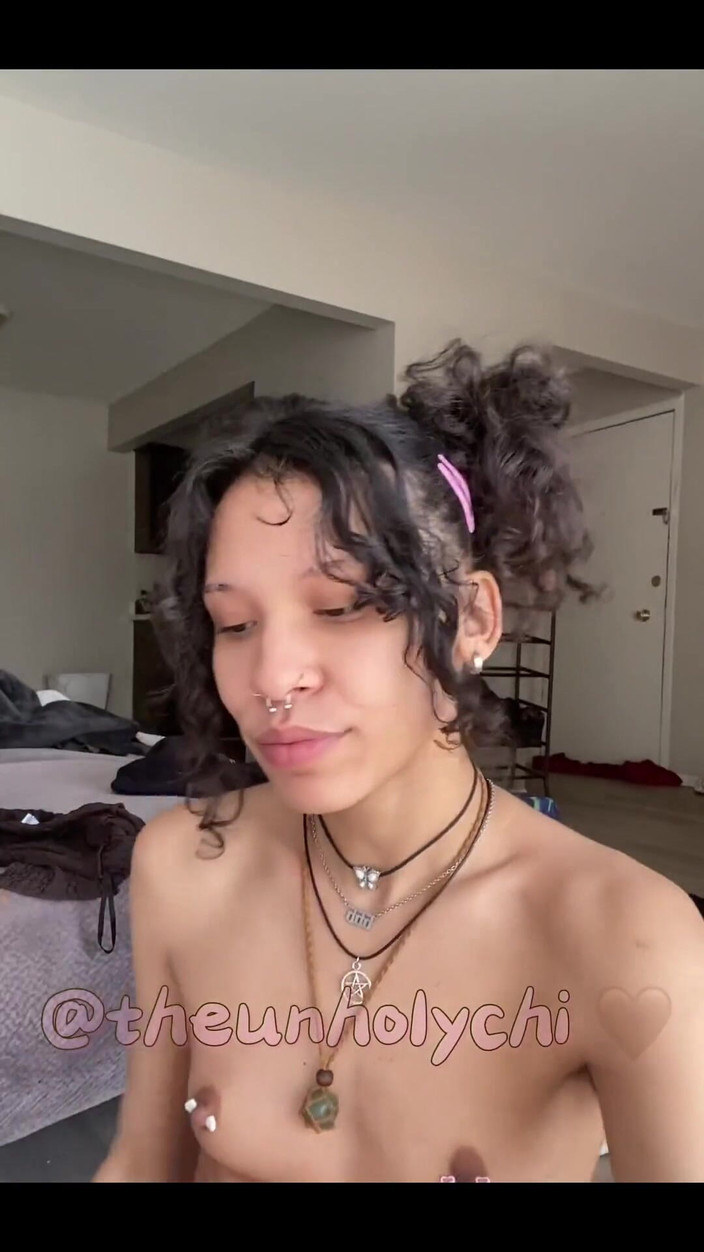 theunholychi: Pertama kali hehe
