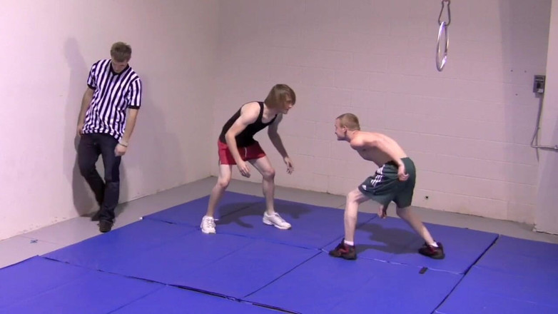 Dream Boy Bondage: Lupte pe dezbrăcate - capitolul 5