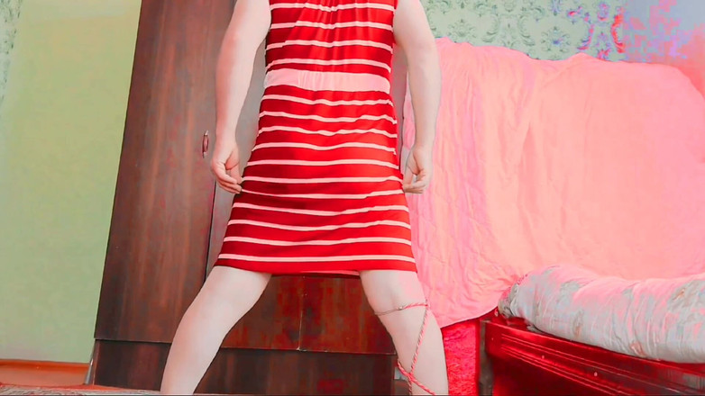 Kitty_Cross: Spódnica tak krótka, że urocza