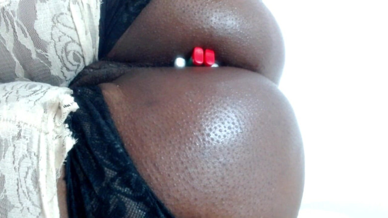 Maeling: Anal Assfyxiation of Tiny with Farting