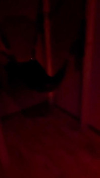 Saya ditangkap oleh seorang penggemar di klub BDSM di Caen