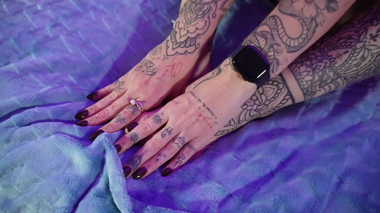 Gigi Patsy: 31 talimatı terli kokan ayaklara tapıyor