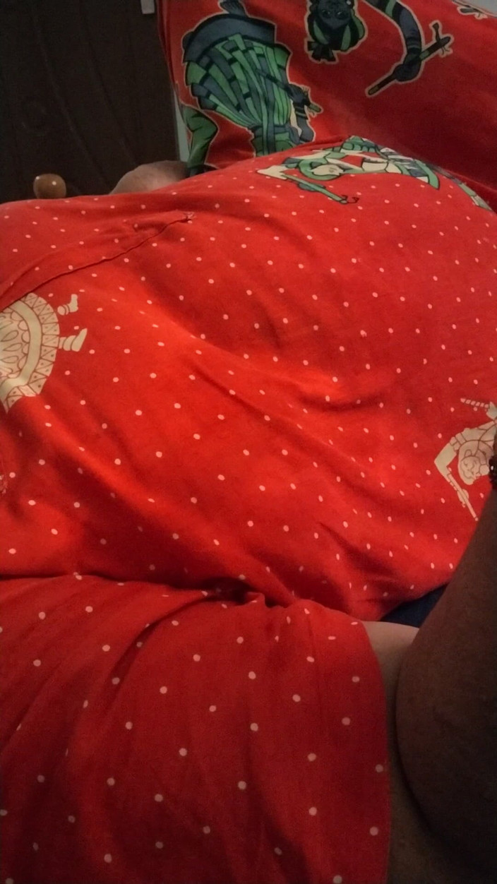 Tamil lesbian: 彼女のセックス体験と淫語を共有する