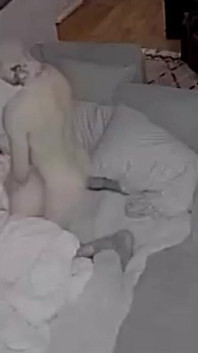 Sluttypebbles squirte sur modelo