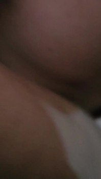 Saya Menemui Wanita Panas Berkahwin Di Dataran Dengan Suami Cuckoldnya, Dia Penuh Horniness Memanggil Saya Ke Kereta