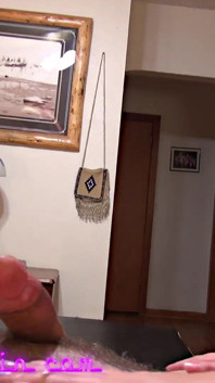 Dwie zamaskowane dziewczyny cosplay ssą grubego kutasa