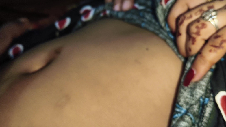 Dreamguys: Desi calda sexy bhabhi è tornata, tour del corpo completo e...
