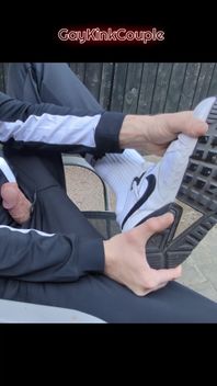 Sharing Nike Air Max Sneaker 4