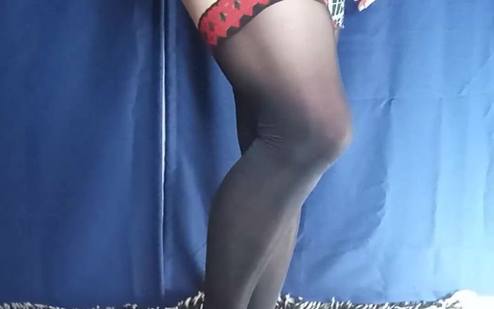 AdultGameplays: Încearcă ciorapi