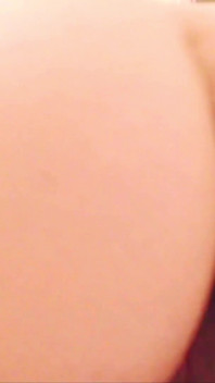 Twerking di wajahmu pov close up dengan celana dalam meluncur ke samping