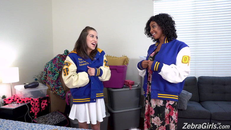 Zebra Girls: September Reign and Spencer Bradley have lesbian sex