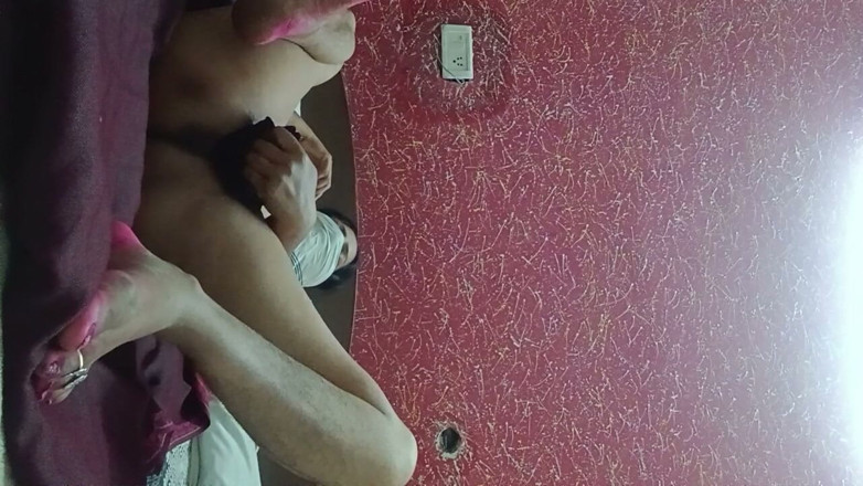 Sexi manch: Deshi bhabhi fickt deinen stiefsohn
