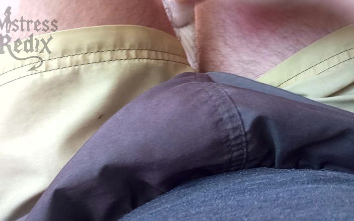 Mistress Redix: Serrement court et frapper des couilles