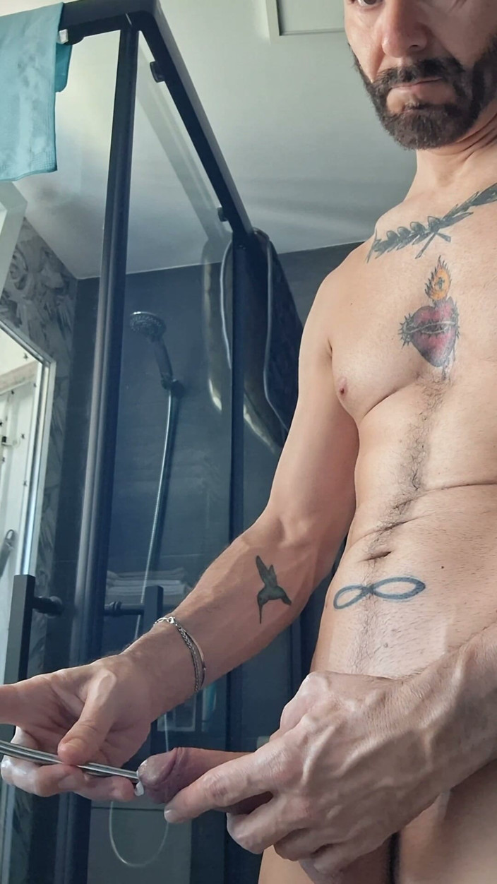 tonyfit: Giocare con la mia uretra
