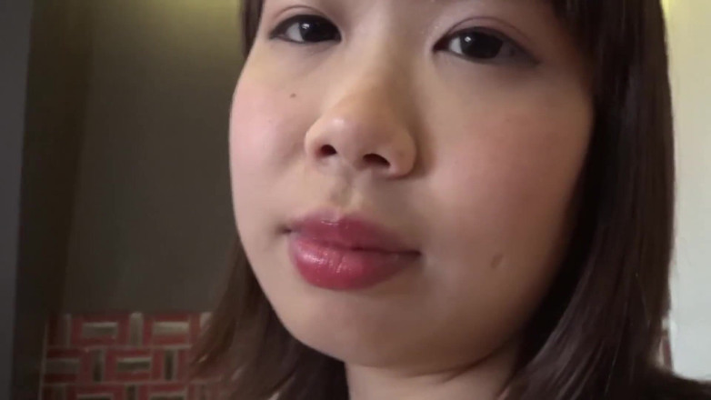 Asians in love: Lori menina gosta de um pau grande