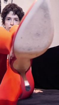 赤い光沢パンティストッキング