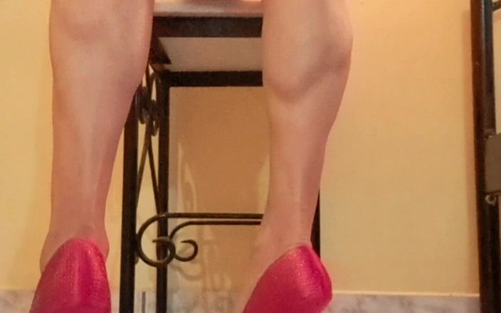 covo_sissy_cross: मुझे बड़ा होने की जरूरत पड़ रही है !!