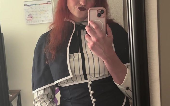 Kapri Sun: Shemale Cosplay spermasprut