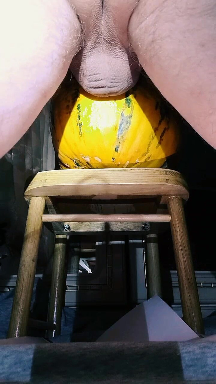 White Ukrainian Dick: Suka labu sialan!