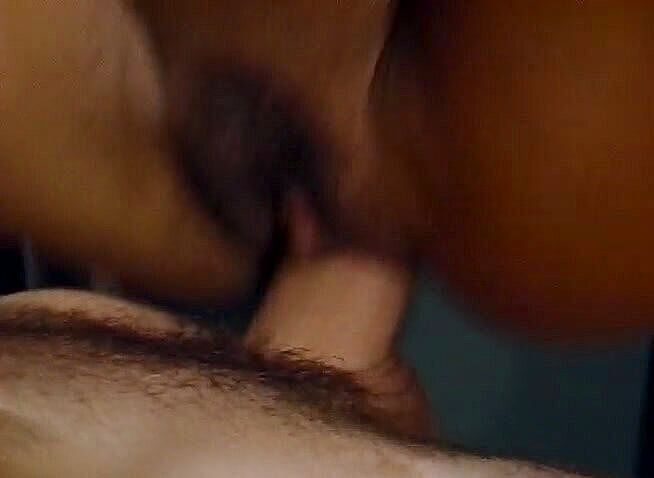 Black Jass: चार मस्त साँवली लड़कियां बड़ा गोरा लंड साझा करती हैं