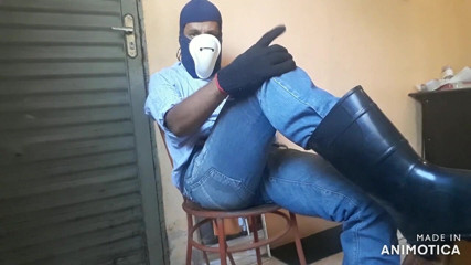 Stink HairyMale: Người đàn ông thanh lịch - ủng và balaclava