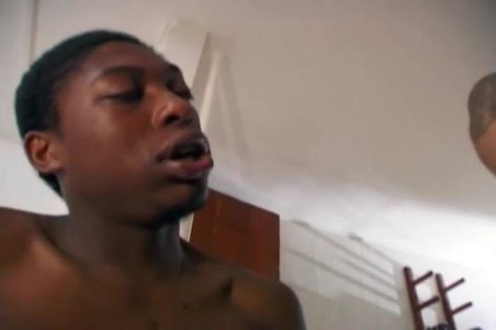 Gay 4 Pleasure: White Guy Fucked by 3 BBC