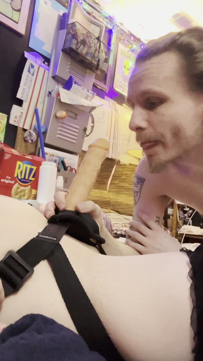 Nordic Roots & Teabeanie Scott: Deepthroat menambat mukanya