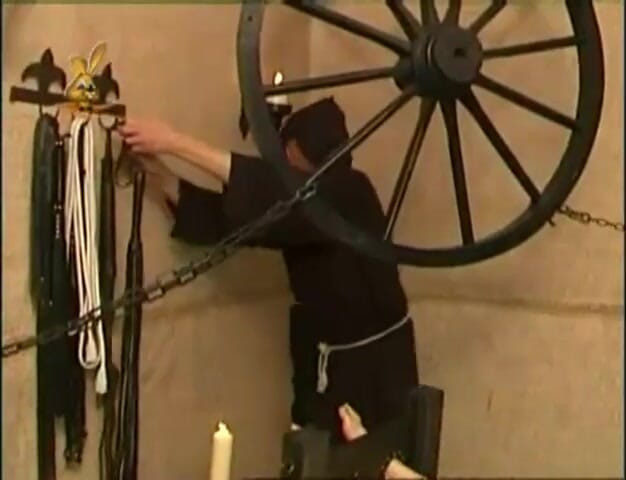 House of lords and mistresses in the spanking zone: Pecorina e piuma