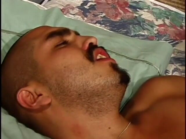 Gays Case: Cock Sucking Latino Hot Boy Takes Cock in Ass and...
