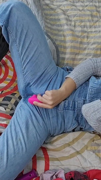 Lee Jeans Y Botas Hunter Masturbacion Y Squirting