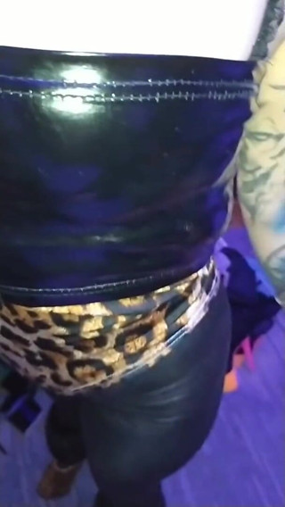 KatrixandCaliforniaLatex: Dea Katrix culo twerking compilation