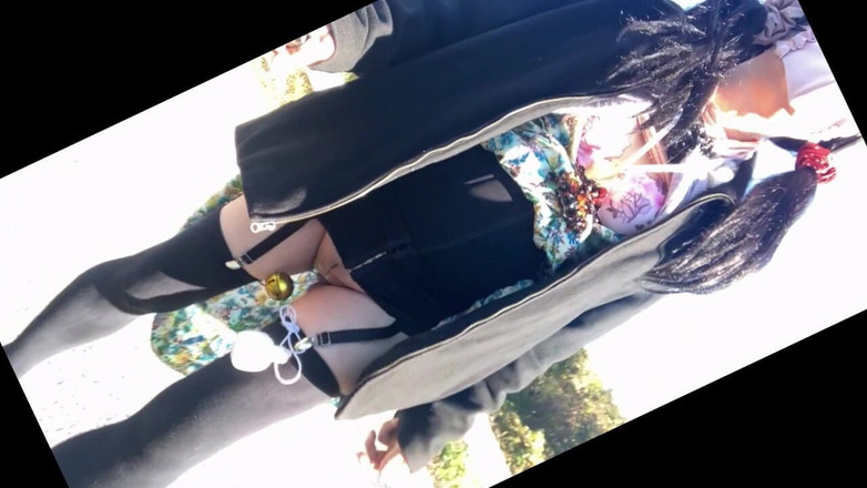 megu2002: 아침부터 독립 훈련 No24 노출 걷기