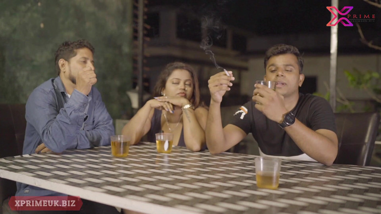 Creative Pervert: Ngentot istri sahabatku diam-diam - seks hot india