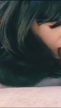 Experienced MILF Sharing Love