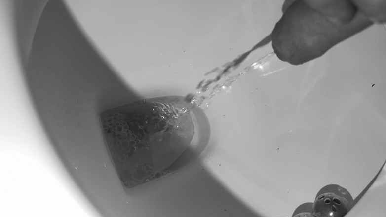 Jizztastic: Piscio super rallentatore