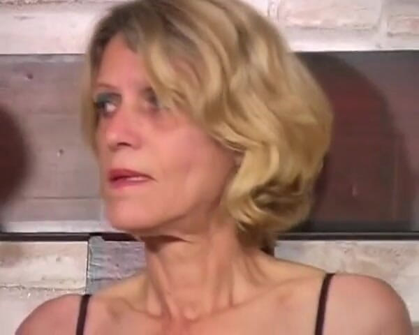 Deutsche Madchen: Top-class German Nurse Rides Big Dick Like a Pro