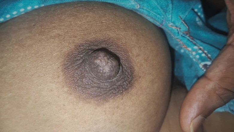 Busty Banuu: Sexy bhabhi muschi ficken