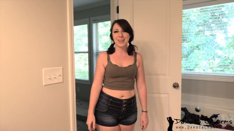 Dakota Charms: OMG je tak malý