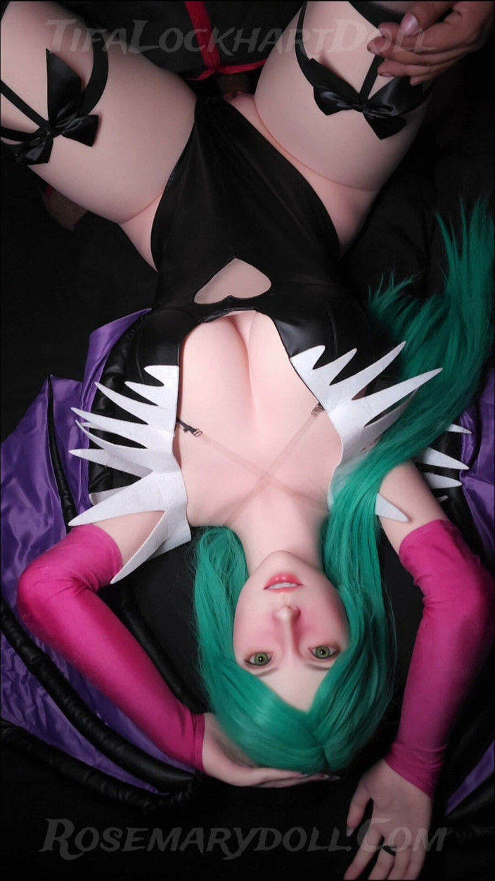 Tifa Lockhart doll: Aerith X Morrigan Darkstaklers Cosplay
